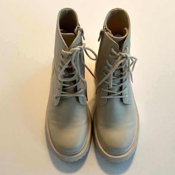 ZARA Lace - Up Ankle Boots Almond Size EU 36 - Picture 2 of 9